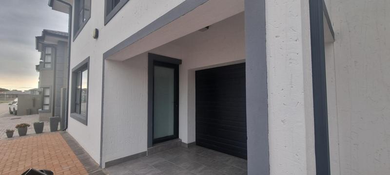 To Let 3 Bedroom Property for Rent in Dana Bay Western Cape